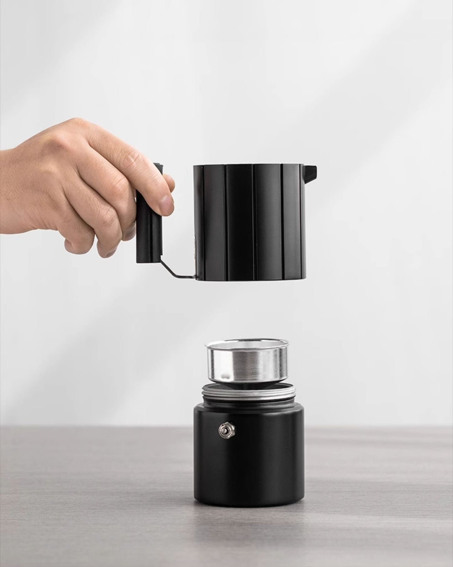 CoffeeArt Traveler Moka Pot – 120ml Portable Espresso Maker with High-Pressure Extraction